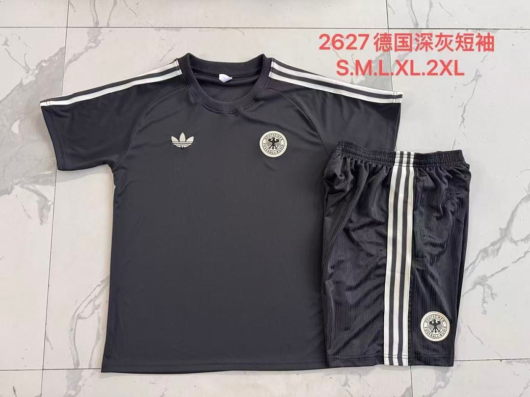 Alemania 26/27 Camiseta Entrenamiento · Gris Oscuro