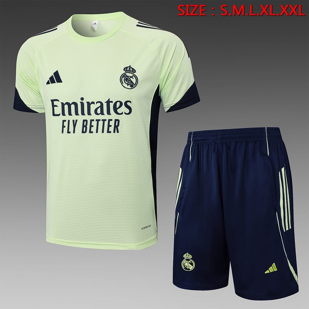 Real Madrid 25/26 Camiseta Entrenamiento · Verde Claro