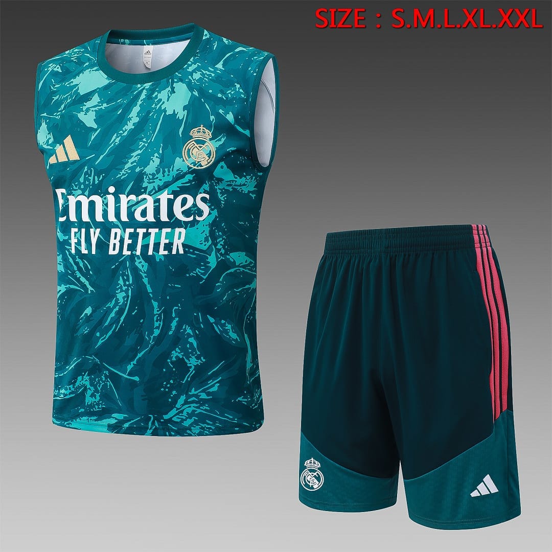 Real Madrid 26/27 Chaleco · Verde Oscuro