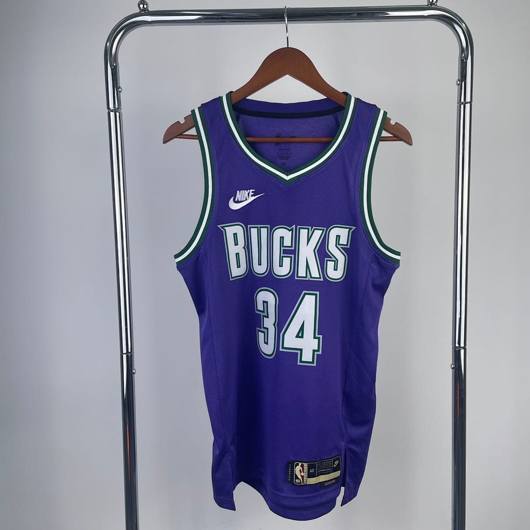 Bucks 22/23 Retro