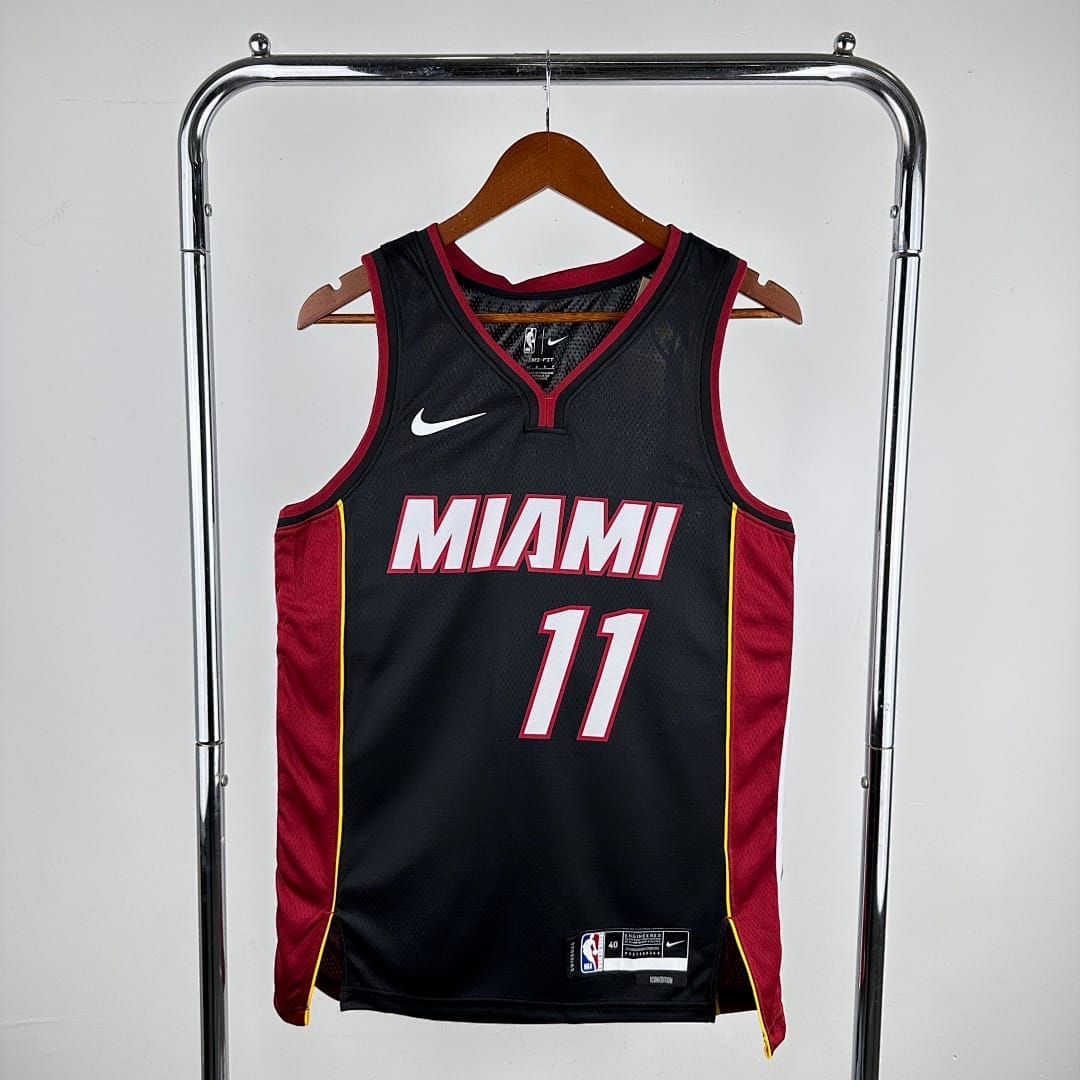 Heat Visitante Negro Cuello V