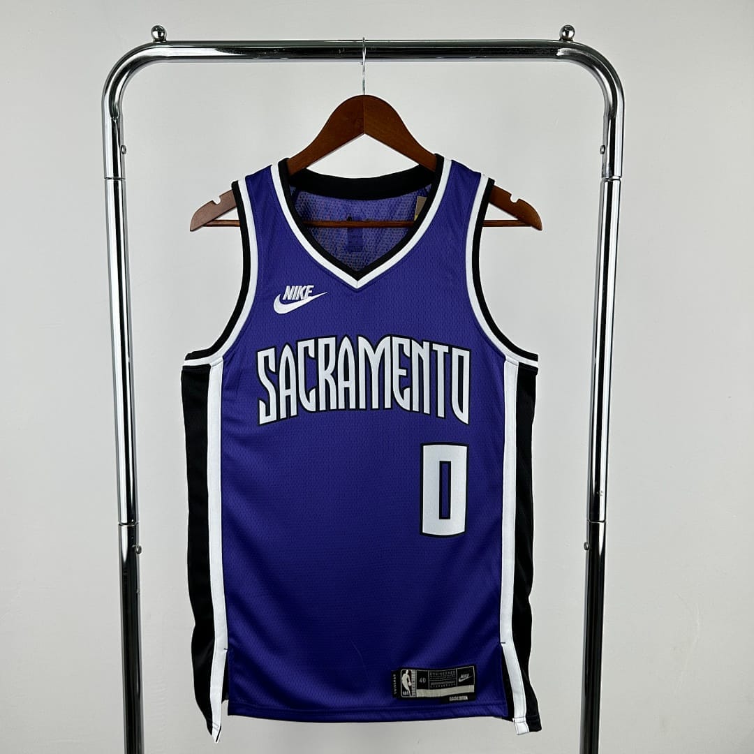 Kings 24/25 Retro