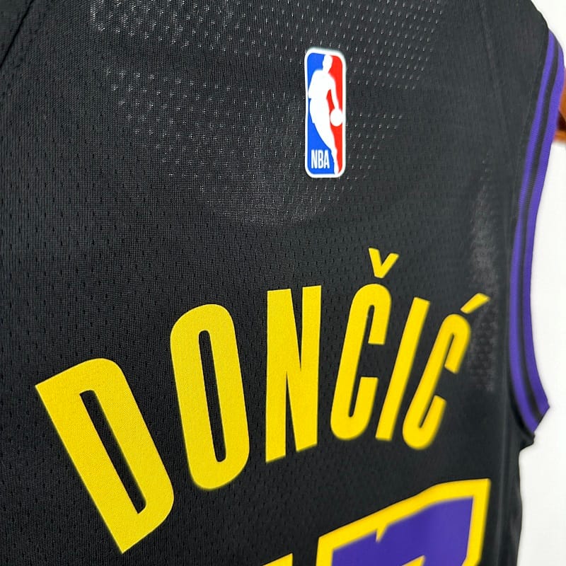 Lakers 25/26 Edición City vista 3