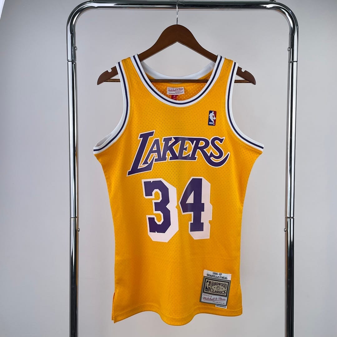 Lakers 96/97 Retro Mitchell & Ness Amarillo Cuello Redondo
