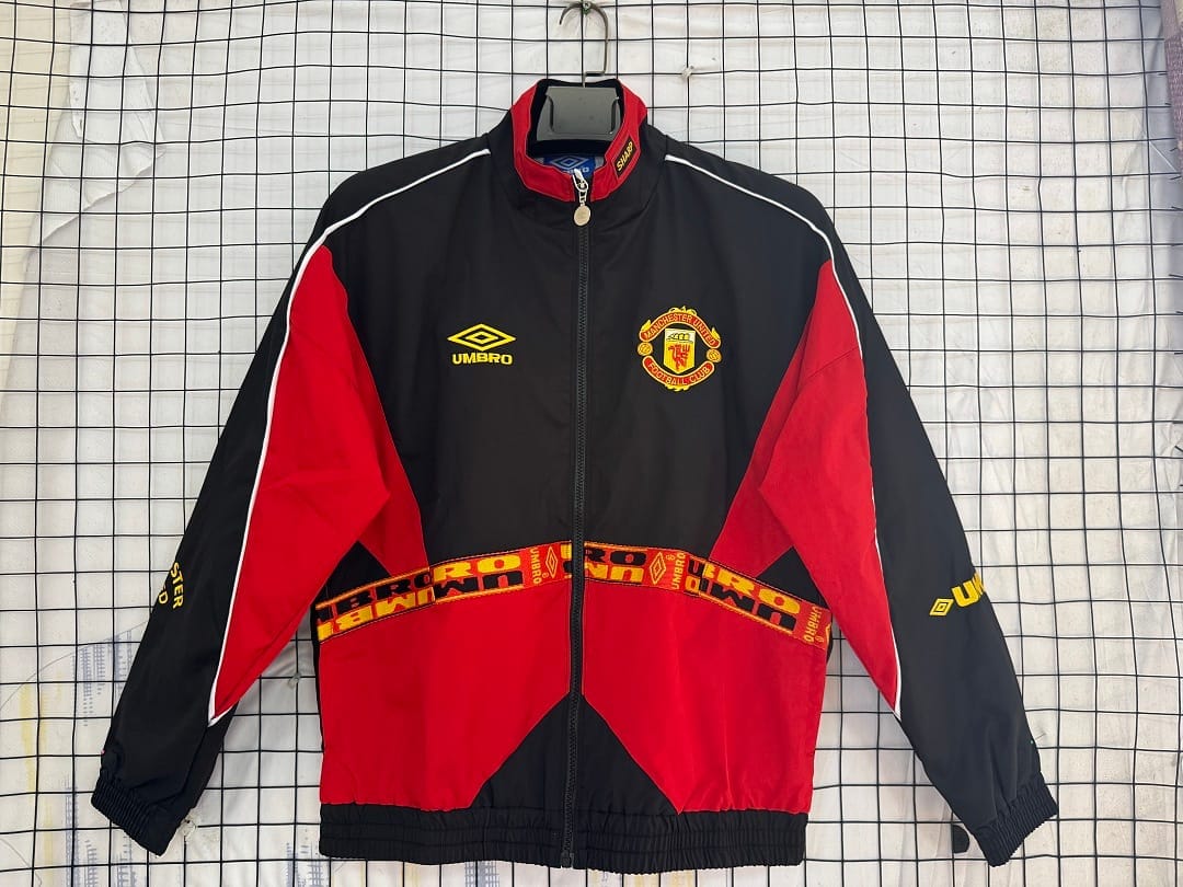Manchester United 96/97 Rompevientos · Negro