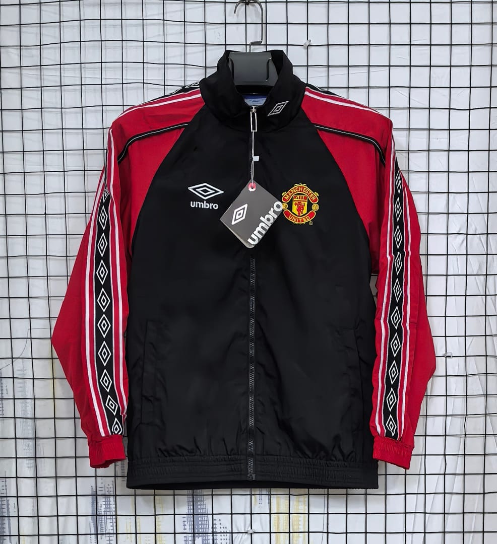 Manchester United Rompevientos · Negro