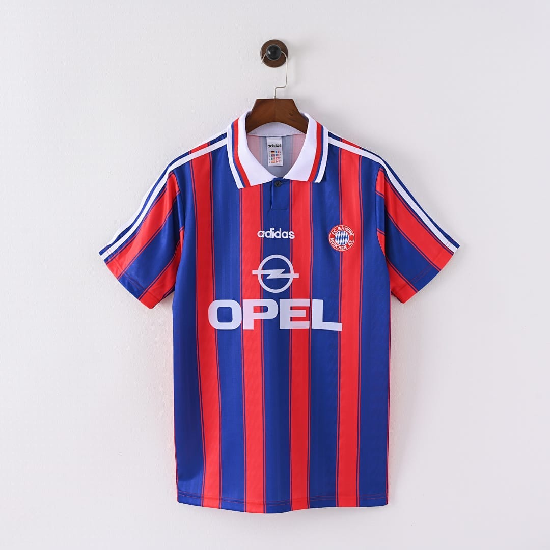 Bayern Múnich 95/97 Local