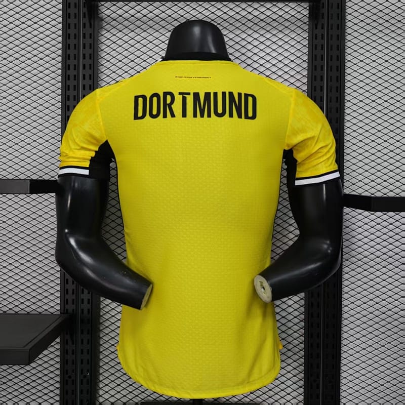 Borussia Dortmund 26/27 Local vista 3