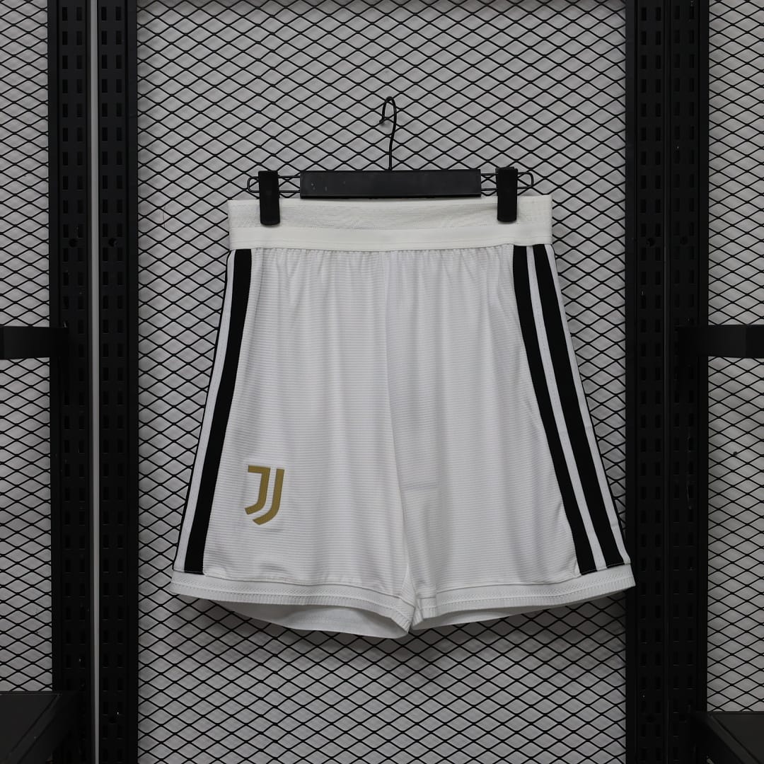 Juventus 26/27 Local