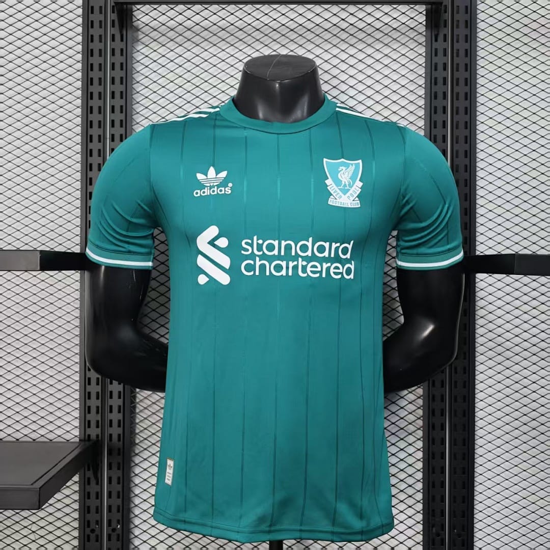 Liverpool Tercera Equipación
