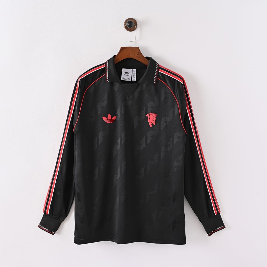 Manchester United 24/25 Retro Negro