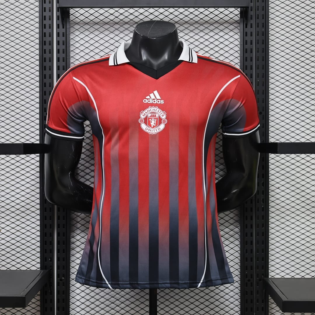 Manchester United 26/27 Retro Casual · Diseño 2