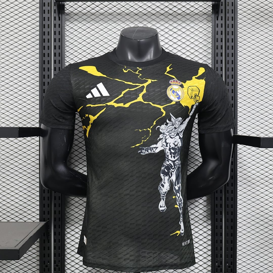 Real Madrid Edición Cómic · Diseño 1